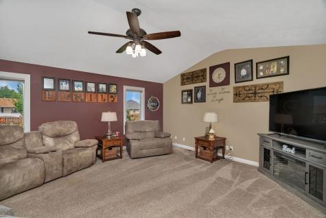 80 East Spring Road Coal City IL 60416