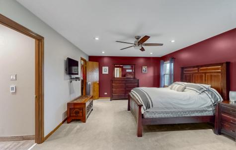 526 Spruce Lane Lisle IL 60532