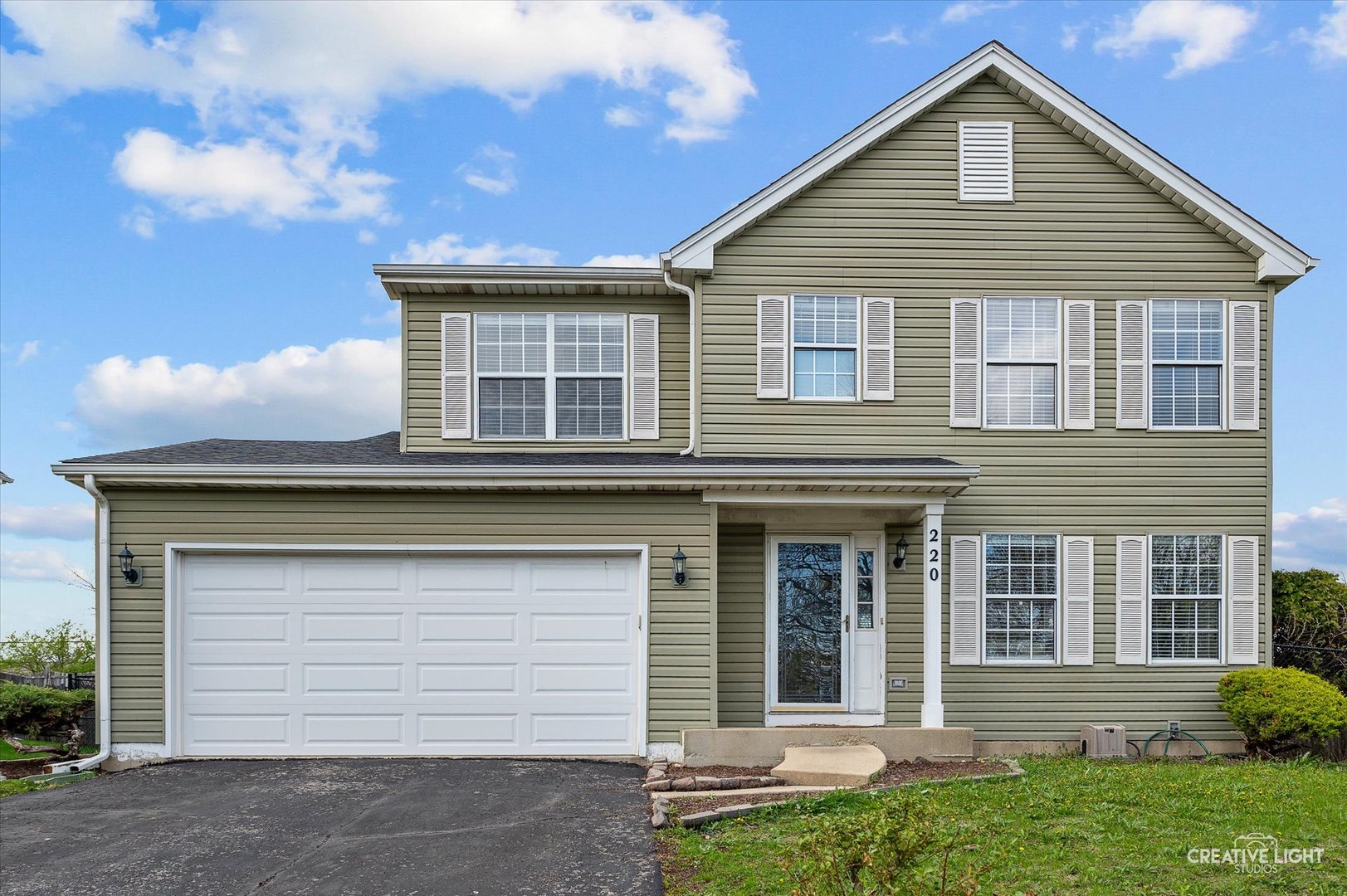 220 Braemar Glen Bolingbrook IL 60440