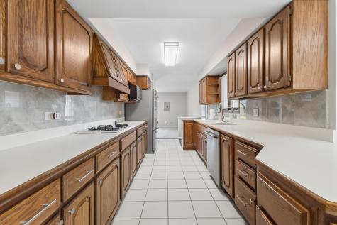 6923 Elder Court Bridgeview IL 60455