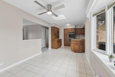 6923 Elder Court Bridgeview IL 60455