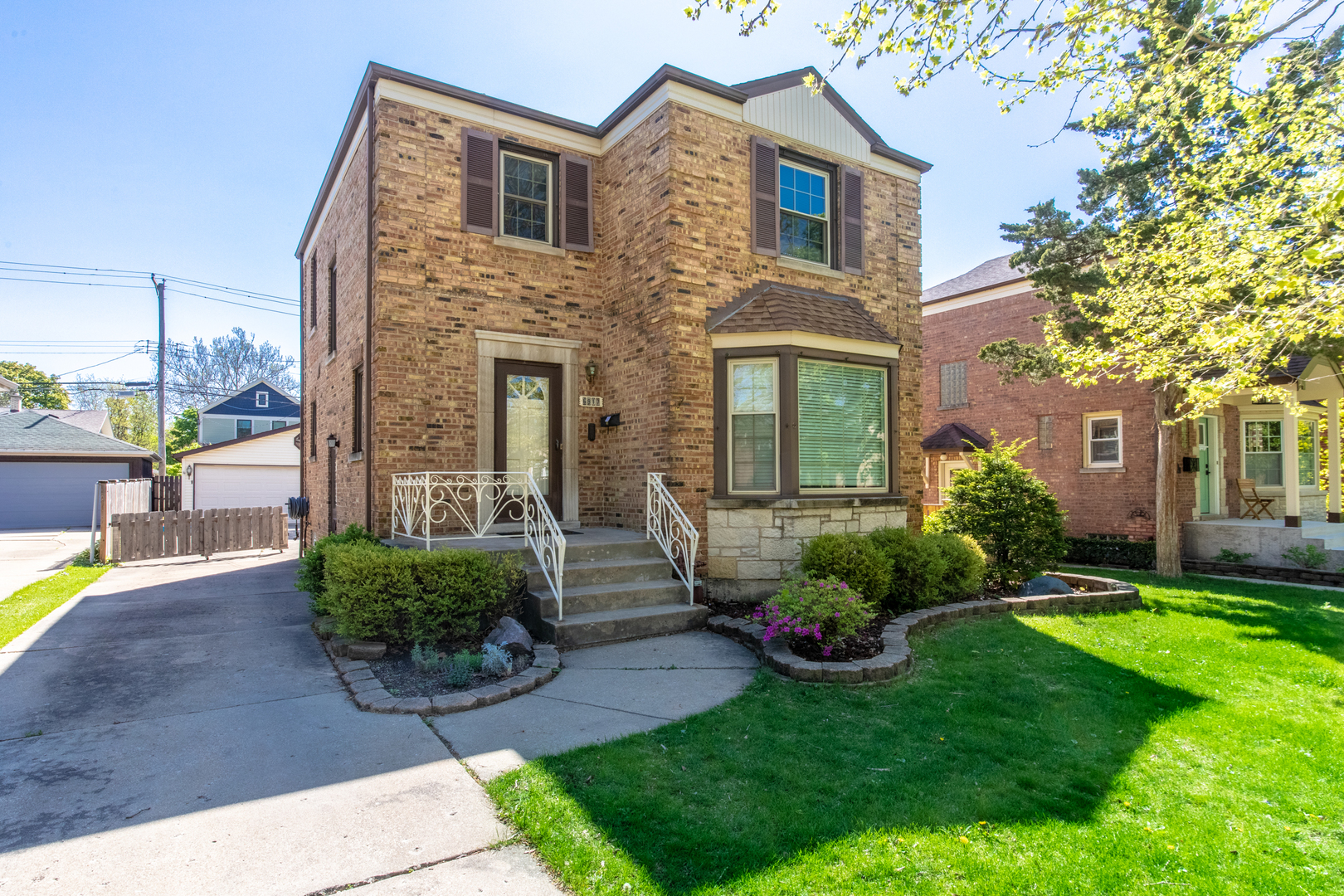 6917 North Ottawa Avenue Chicago IL 60631