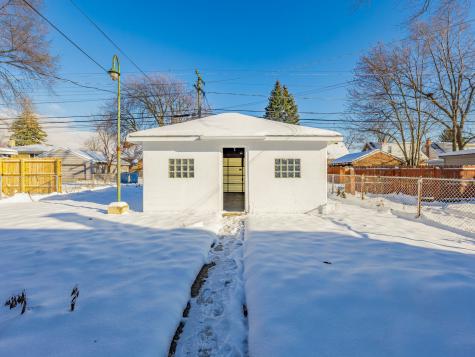 1477 Wentworth Avenue Calumet City IL 60409