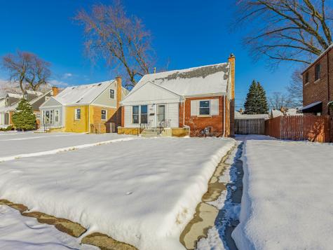 1477 Wentworth Avenue Calumet City IL 60409