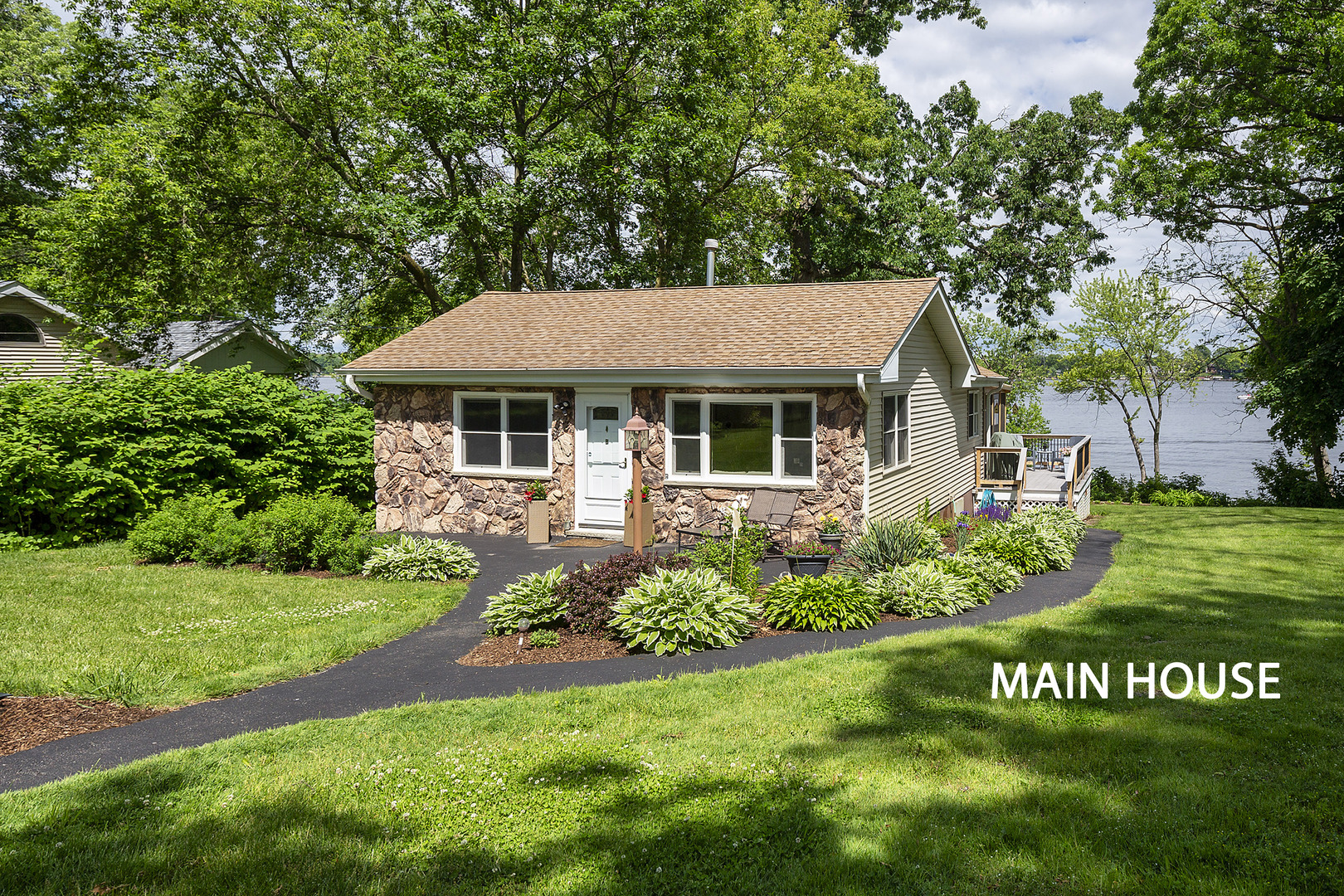 42605 North Woodbine Avenue Antioch IL 60002