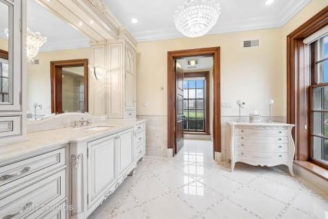546 Oak Knoll Road Barrington Hills IL 60010