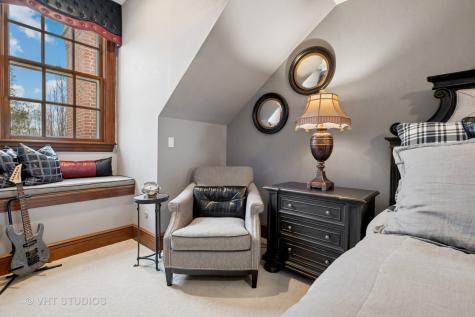 546 Oak Knoll Road Barrington Hills IL 60010