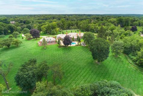 546 Oak Knoll Road Barrington Hills IL 60010