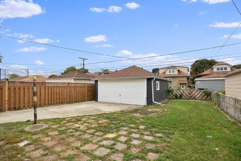 2336 Scoville Avenue Berwyn IL 60402