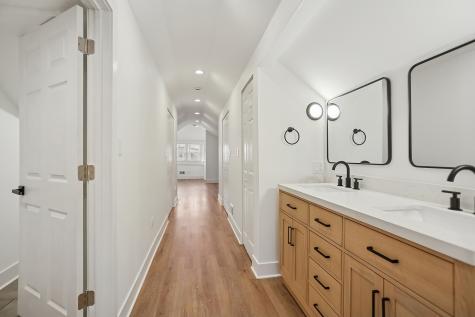 2336 Scoville Avenue Berwyn IL 60402