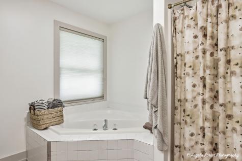 230 Redwing Drive Woodstock IL 60098