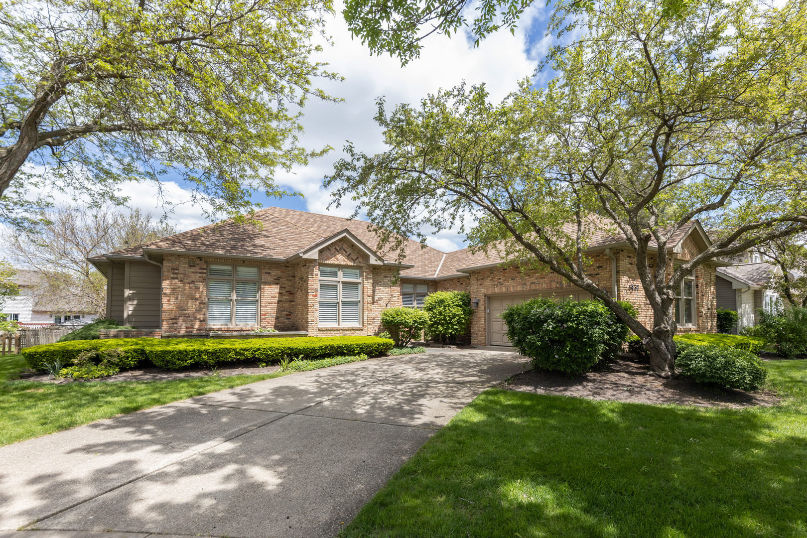 1437 Ambleside Circle Naperville IL 60540