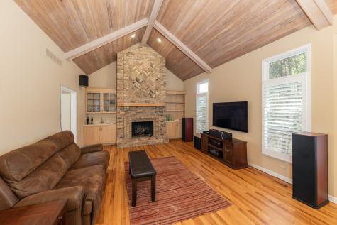 1437 Ambleside Circle Naperville IL 60540