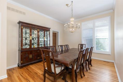 1437 Ambleside Circle Naperville IL 60540