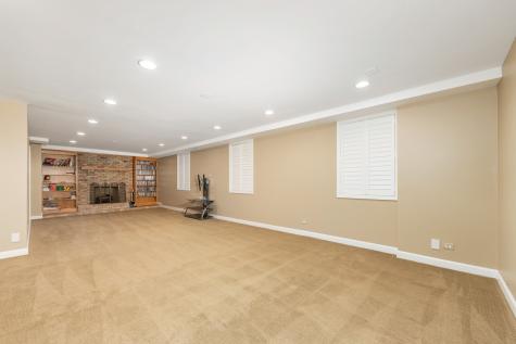 1437 Ambleside Circle Naperville IL 60540