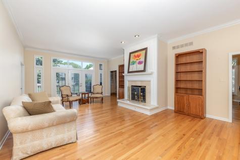 1437 Ambleside Circle Naperville IL 60540