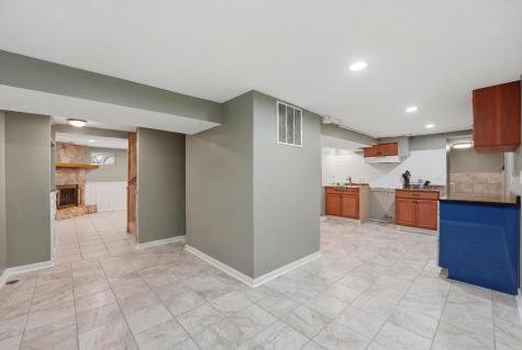 5910 West 88th Street Oak Lawn IL 60453