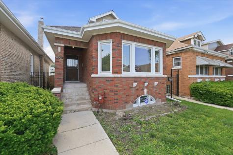 8016 South Perry Avenue Chicago IL 60620