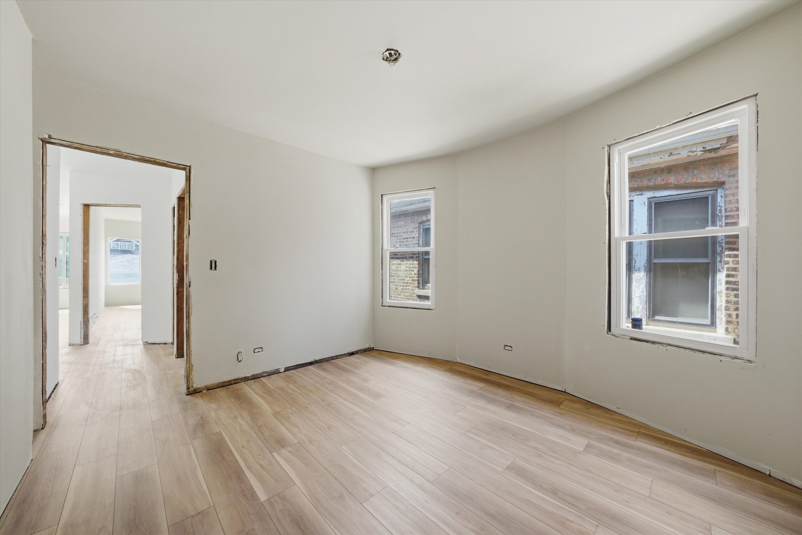 8016 South Perry Avenue Chicago IL 60620