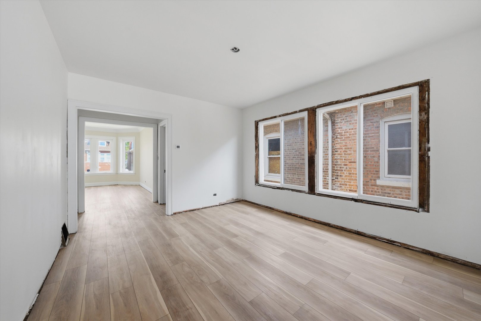 8016 South Perry Avenue Chicago IL 60620