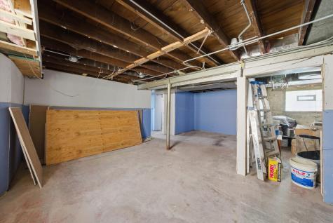 8016 South Perry Avenue Chicago IL 60620