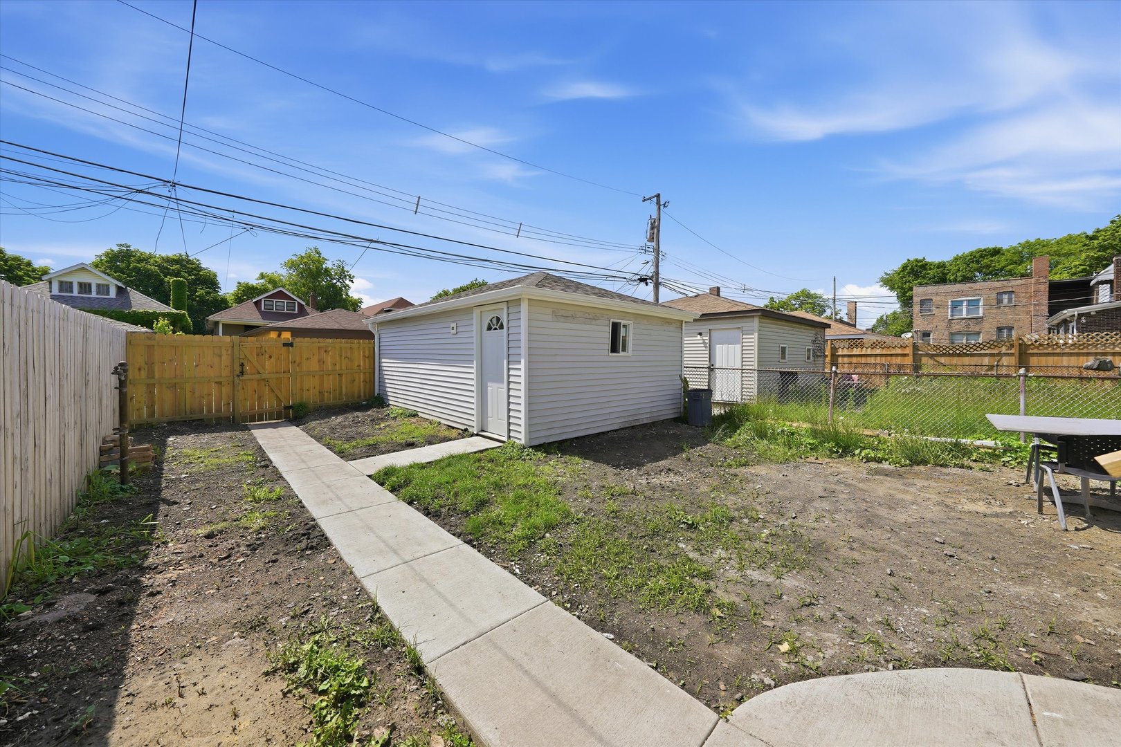 8016 South Perry Avenue Chicago IL 60620