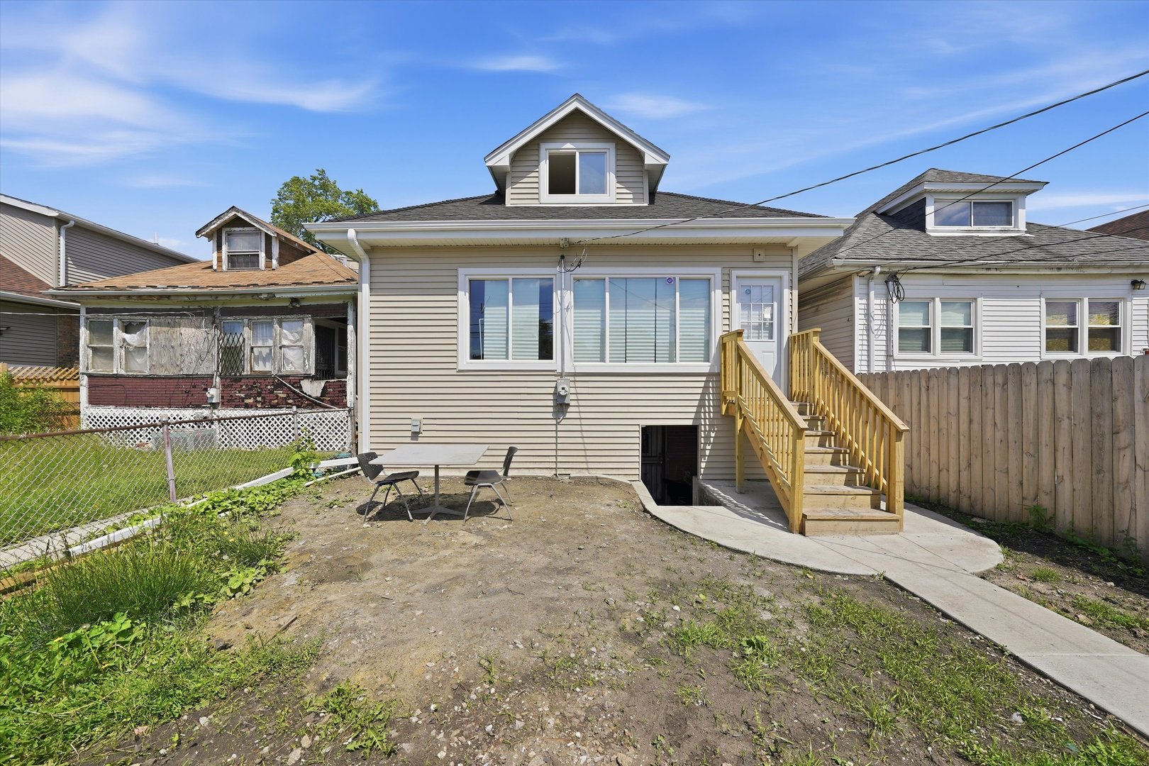 8016 South Perry Avenue Chicago IL 60620