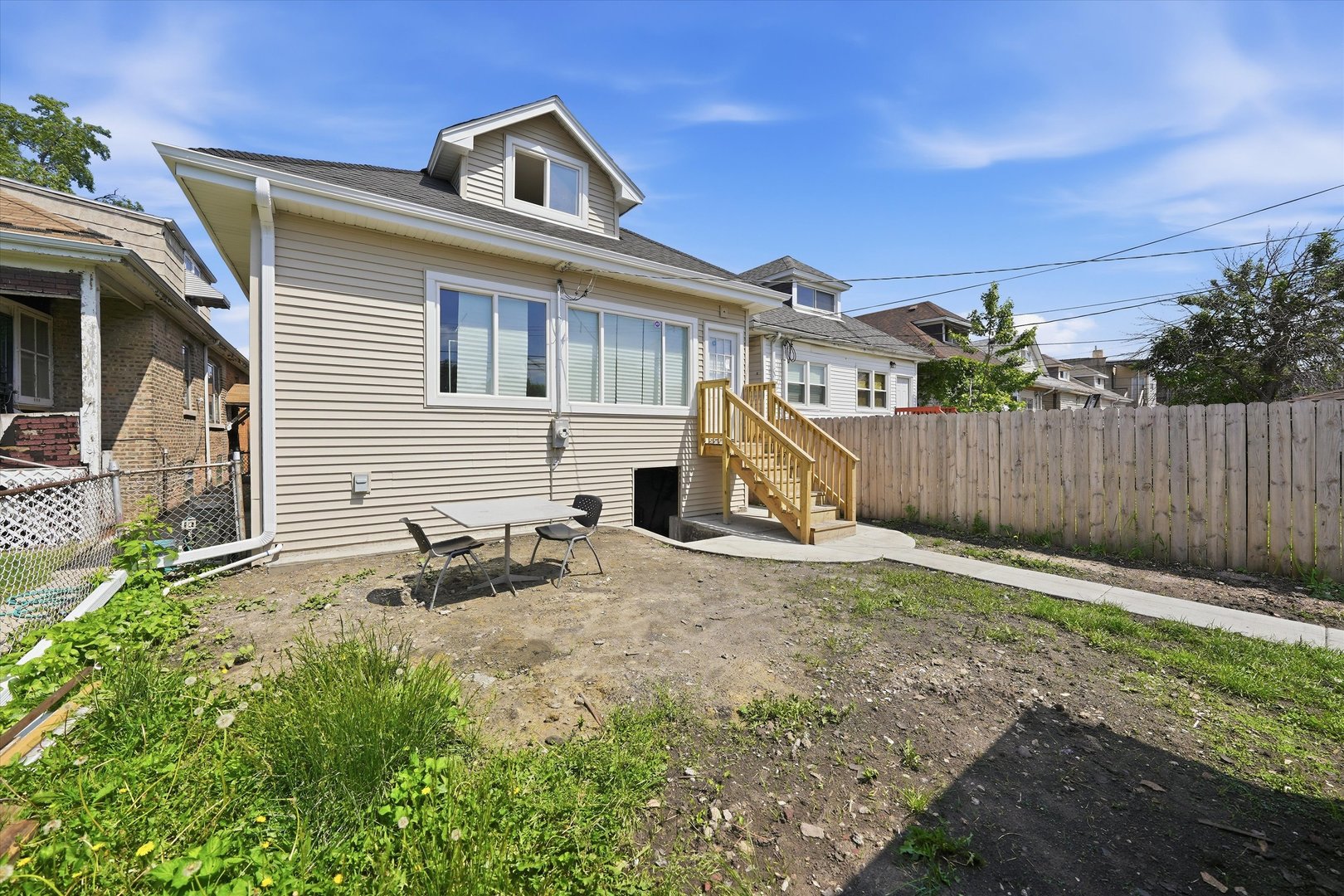 8016 South Perry Avenue Chicago IL 60620