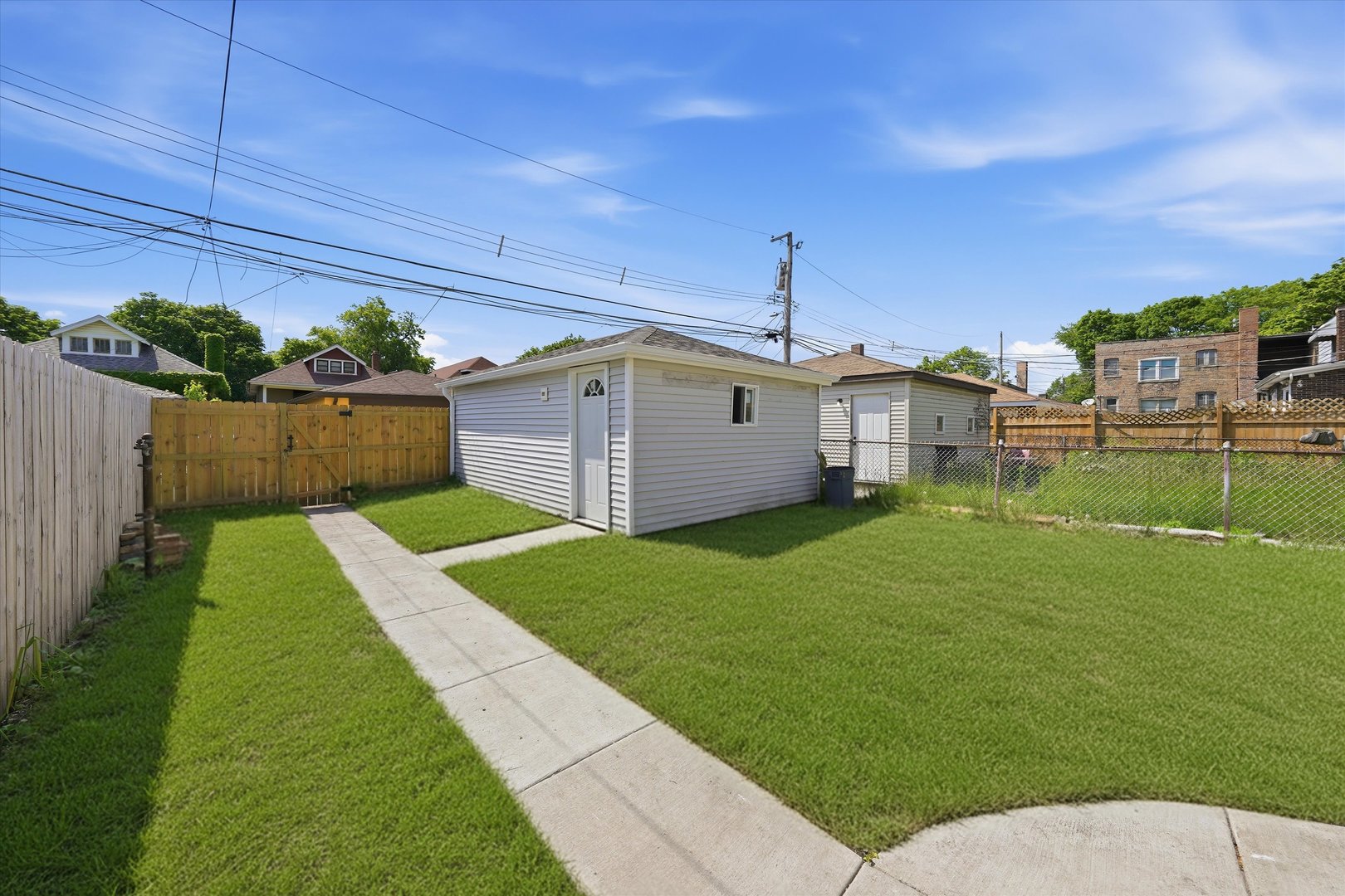 8016 South Perry Avenue Chicago IL 60620
