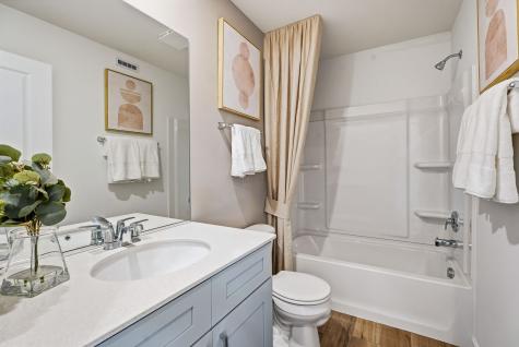 1994 Leiter Way Hoffman Estates IL 60169