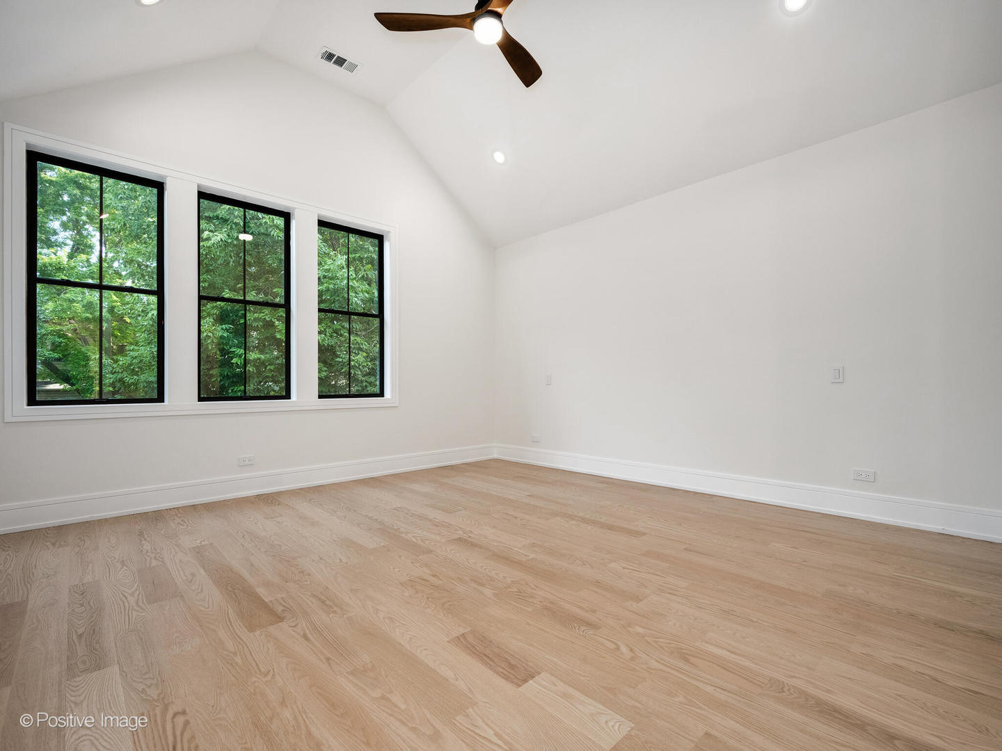 1619 West Summerdale Avenue Chicago IL 60640