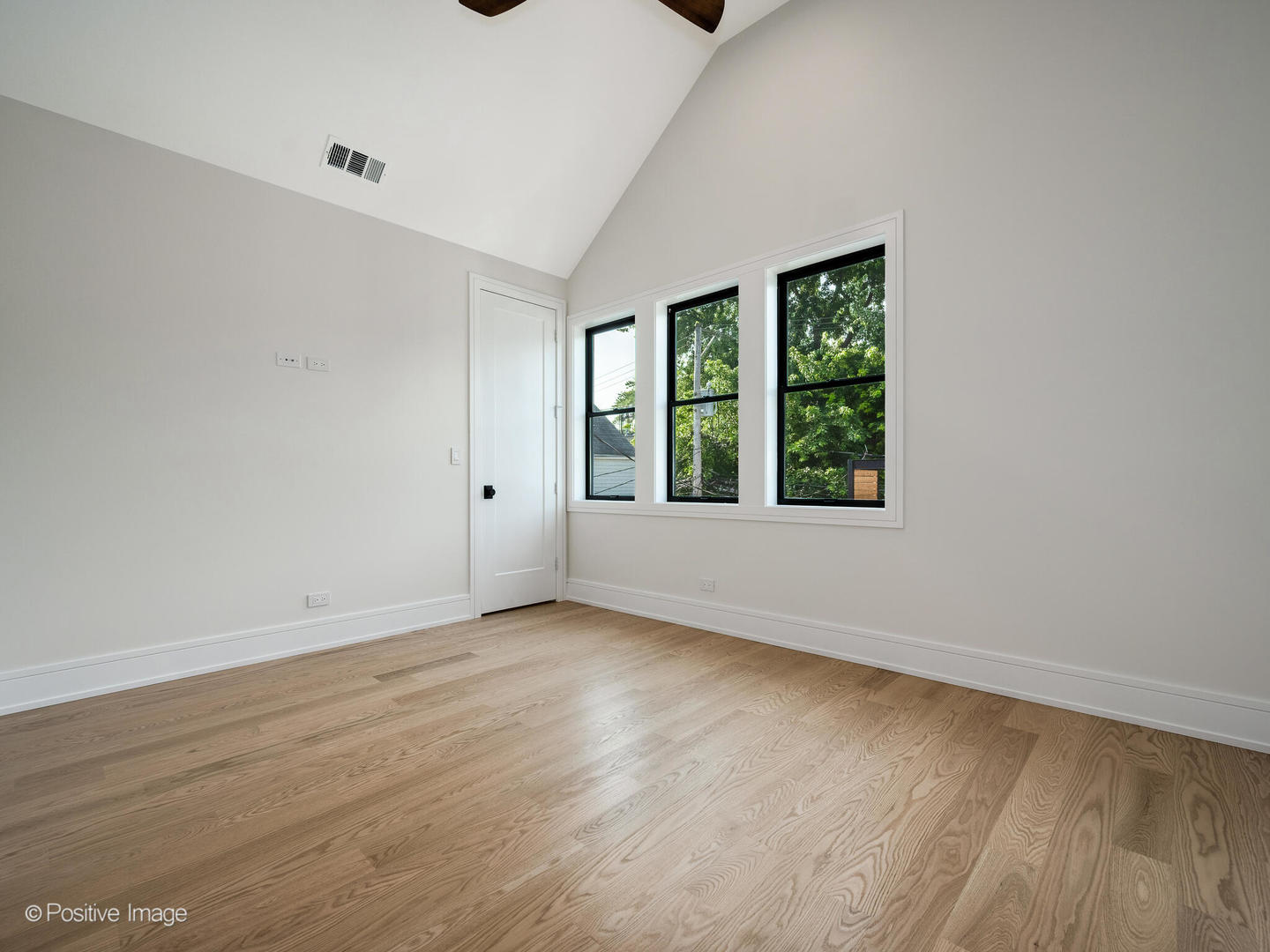 1619 West Summerdale Avenue Chicago IL 60640