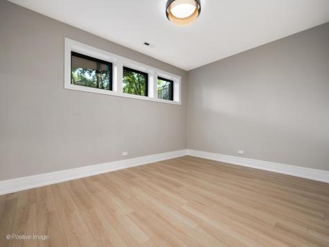1619 West Summerdale Avenue Chicago IL 60640