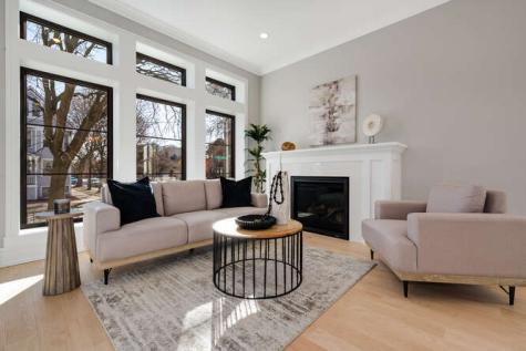 1619 West Summerdale Avenue Chicago IL 60640
