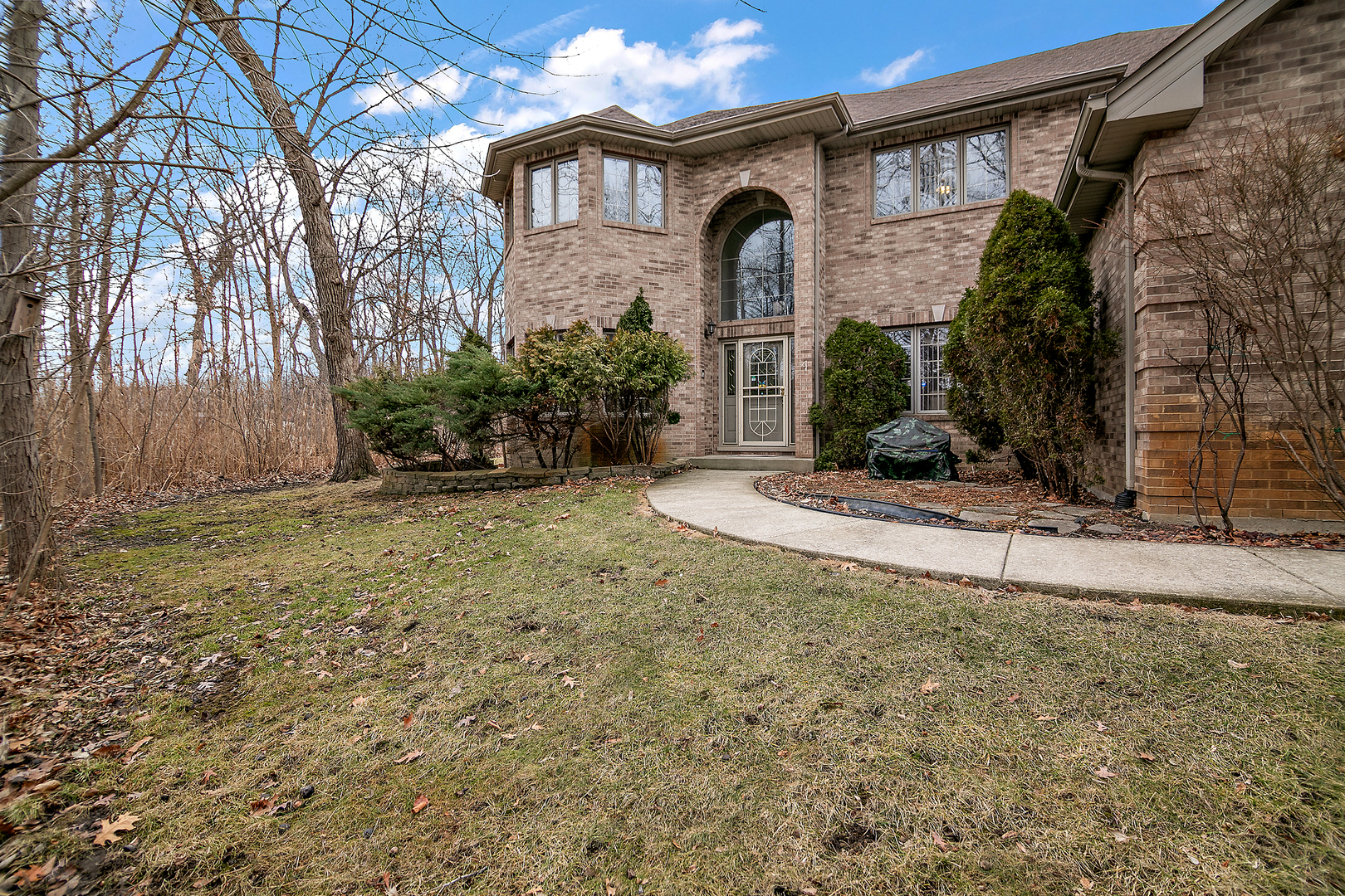 321 Royal Oak Drive Steger IL 60475