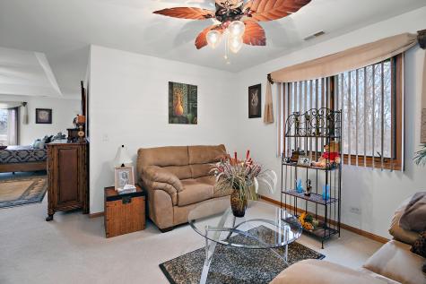 321 Royal Oak Drive Steger IL 60475