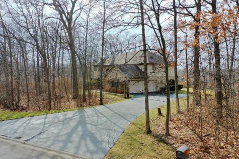 321 Royal Oak Drive Steger IL 60475