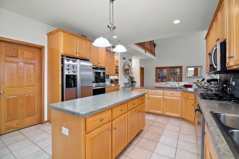 321 Royal Oak Drive Steger IL 60475