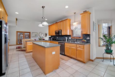 321 Royal Oak Drive Steger IL 60475