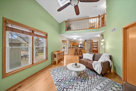 3195 Village Green Drive Aurora IL 60504