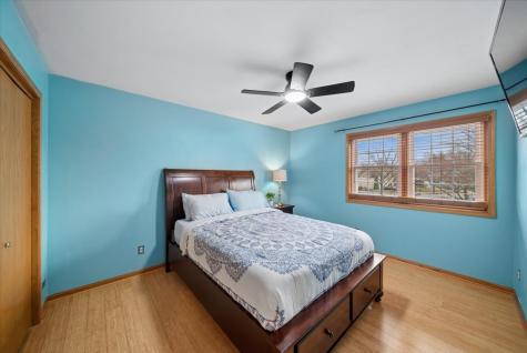 3195 Village Green Drive Aurora IL 60504