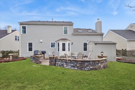3195 Village Green Drive Aurora IL 60504
