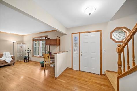 3195 Village Green Drive Aurora IL 60504