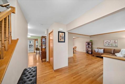 3195 Village Green Drive Aurora IL 60504