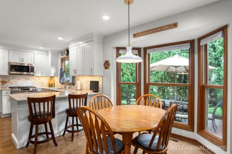 27w180 Chestnut Lane Winfield IL 60190