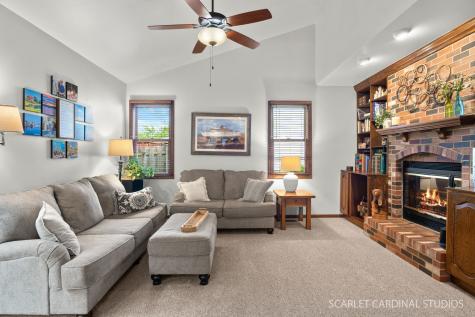 27w180 Chestnut Lane Winfield IL 60190