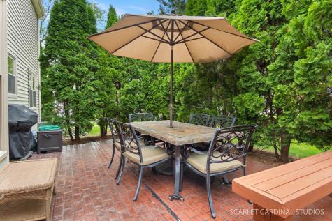 27w180 Chestnut Lane Winfield IL 60190