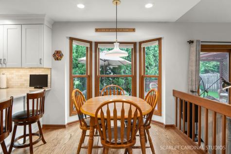 27w180 Chestnut Lane Winfield IL 60190