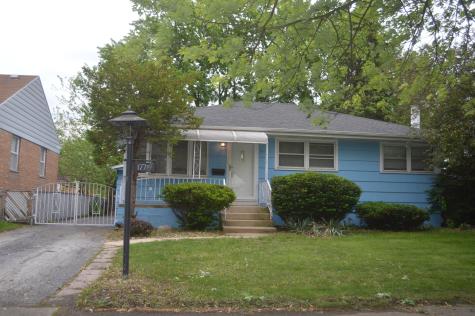 17719 Burnham Avenue Lansing IL 60438