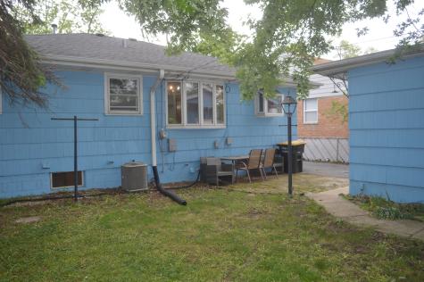 17719 Burnham Avenue Lansing IL 60438